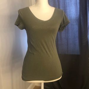 Army green fitted t-shirt